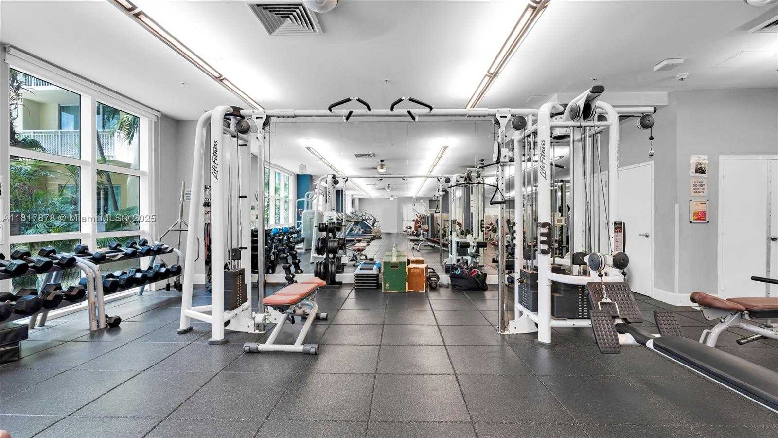 Small Image of 2000 NORTH BAYSHORE DR #218, Miami Number 28