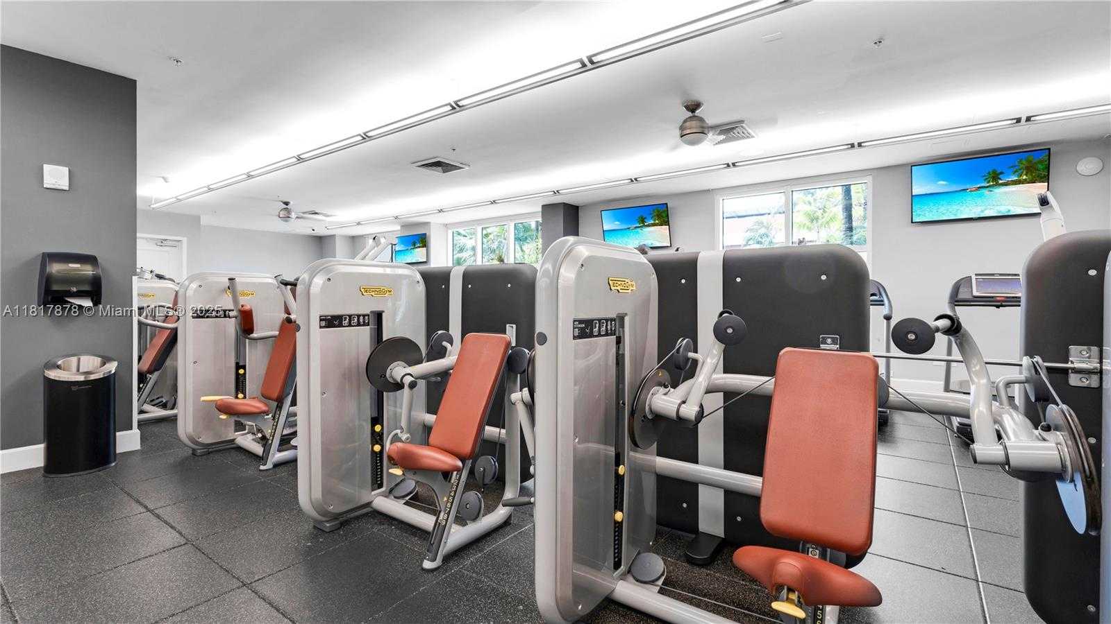 Small Image of 2000 NORTH BAYSHORE DR #218, Miami Number 30