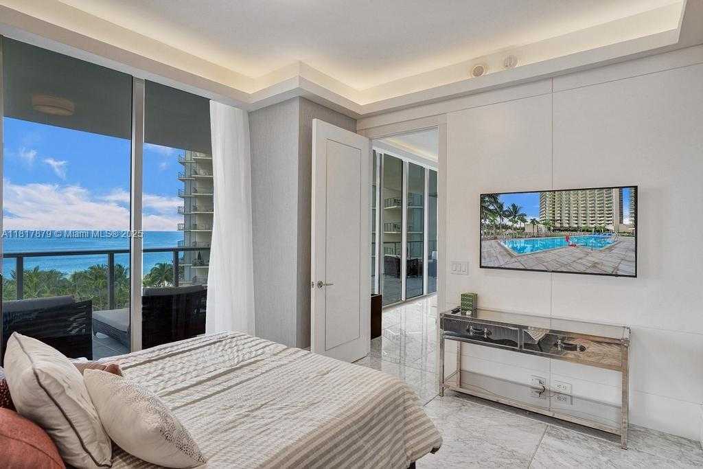 Small Image of 9705 COLLINS AVE #702N, Bal Harbour Number 23