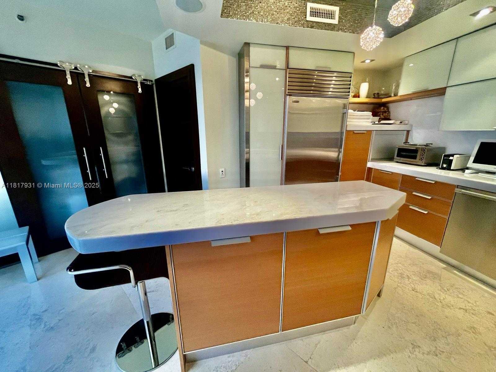 Small Image of 808 BRICKELL KEY DR #1508, Miami Number 15