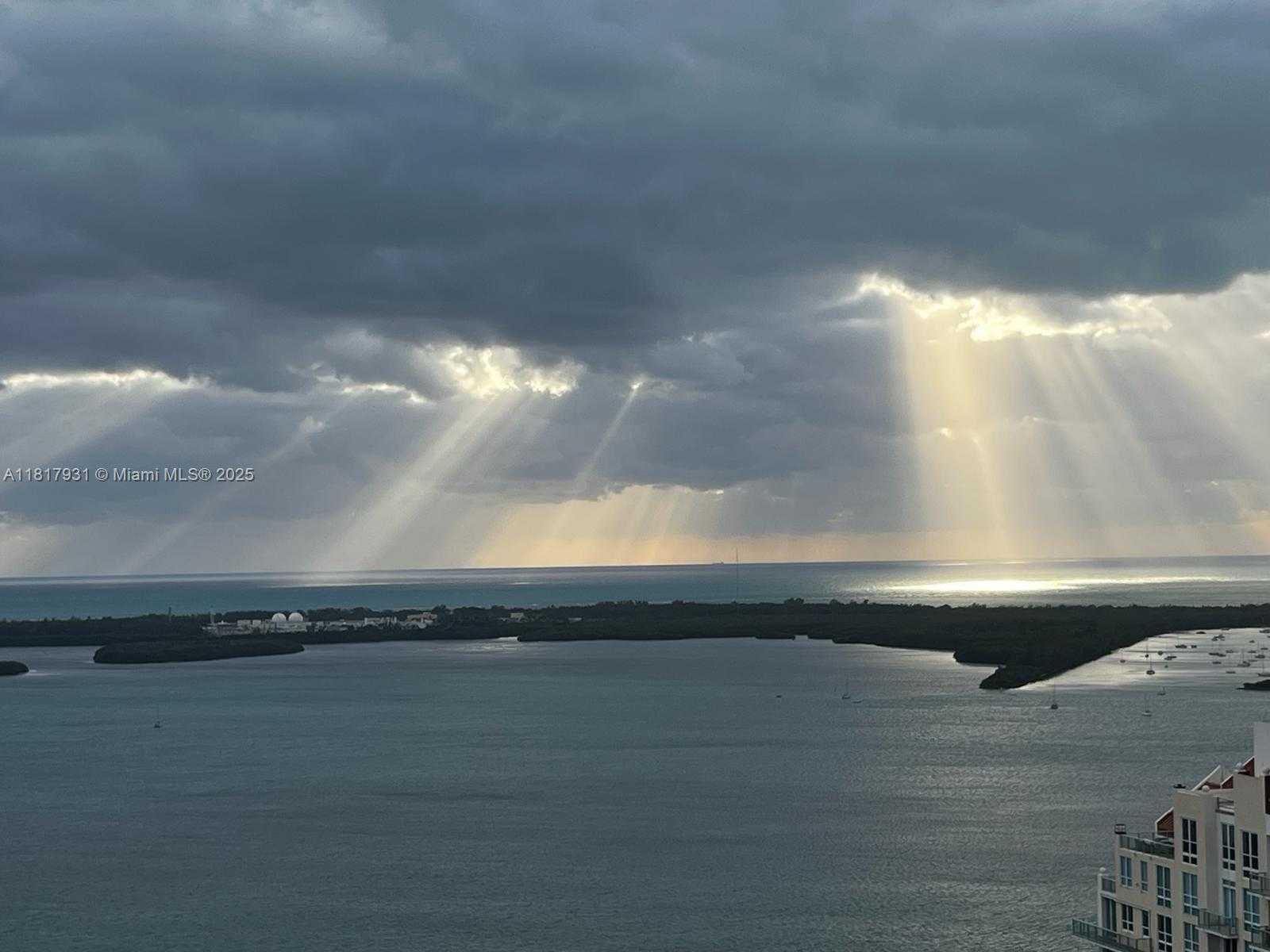 Small Image of 808 BRICKELL KEY DR #1508, Miami Number 32