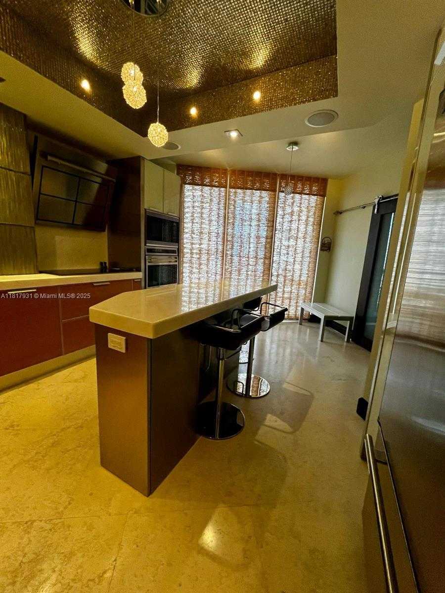 Small Image of 808 BRICKELL KEY DR #1508, Miami Number 38