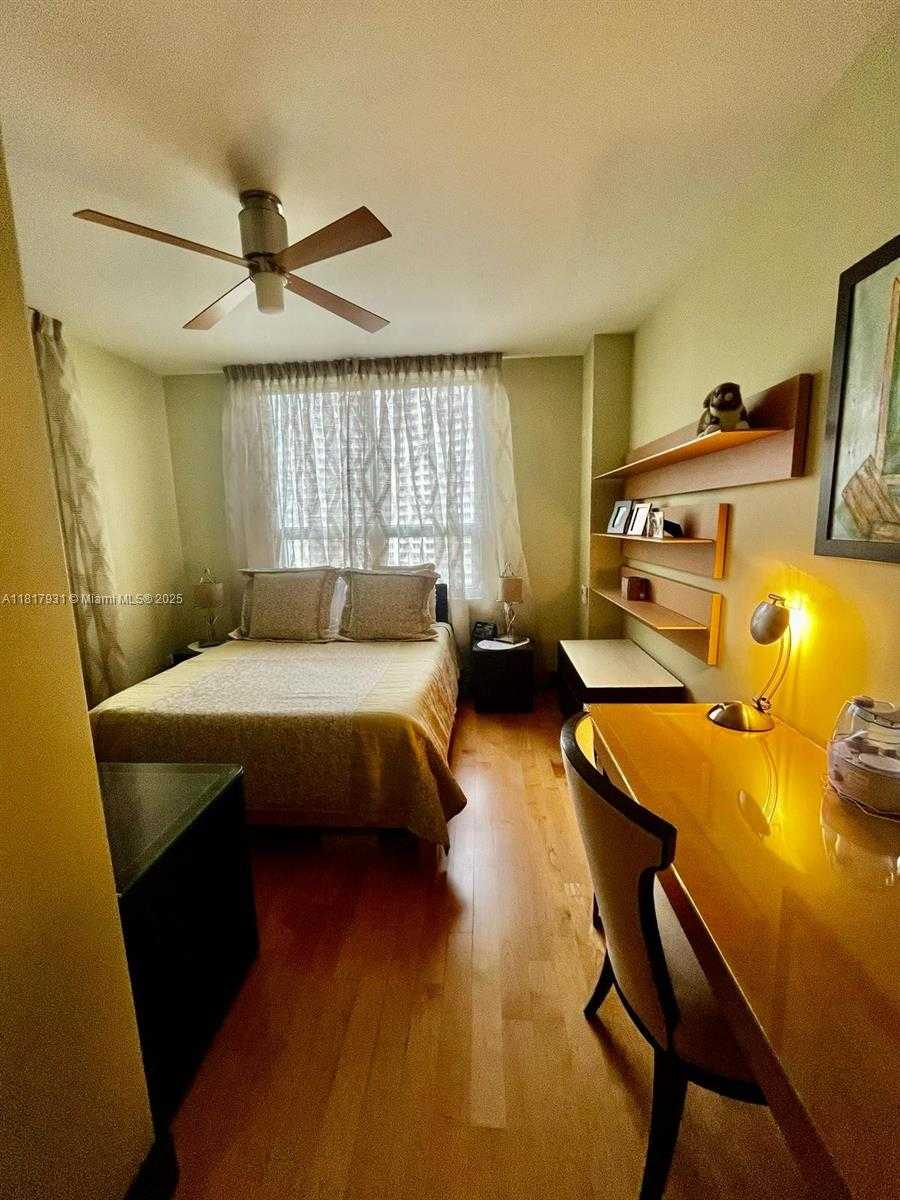 Small Image of 808 BRICKELL KEY DR #1508, Miami Number 61
