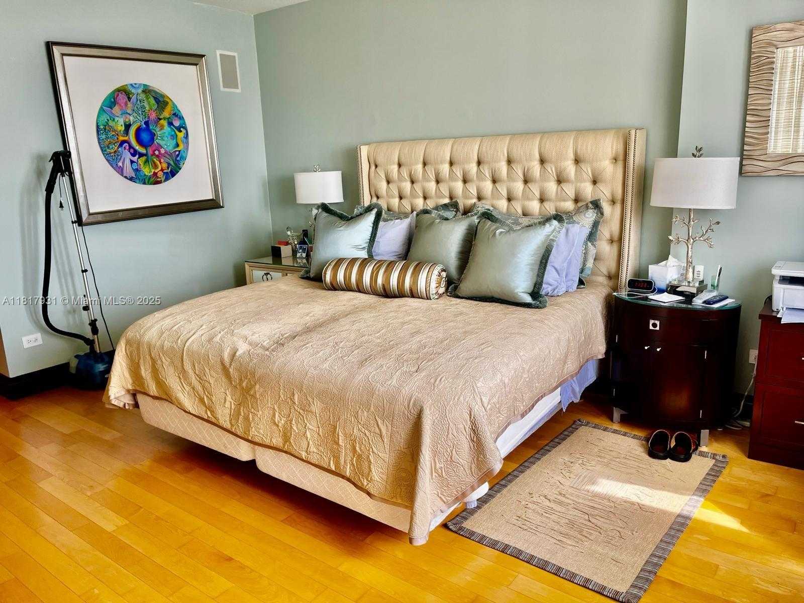 Small Image of 808 BRICKELL KEY DR #1508, Miami Number 7