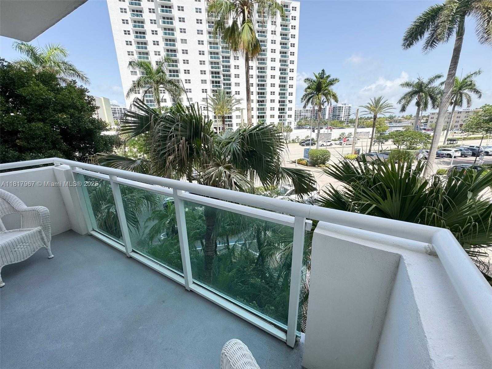 Small Image of 3001 SOUTH OCEAN DR #229, Hollywood Number 17