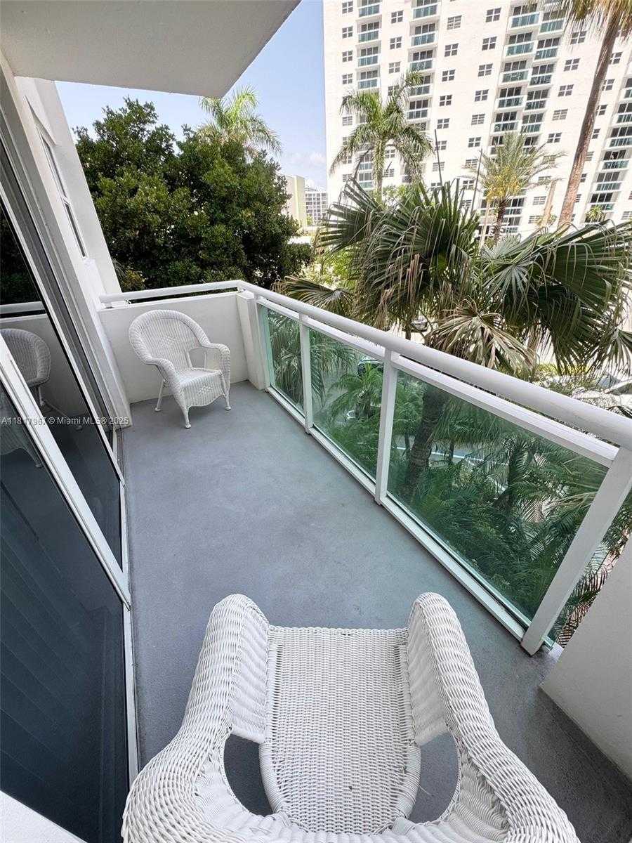 Small Image of 3001 SOUTH OCEAN DR #229, Hollywood Number 18