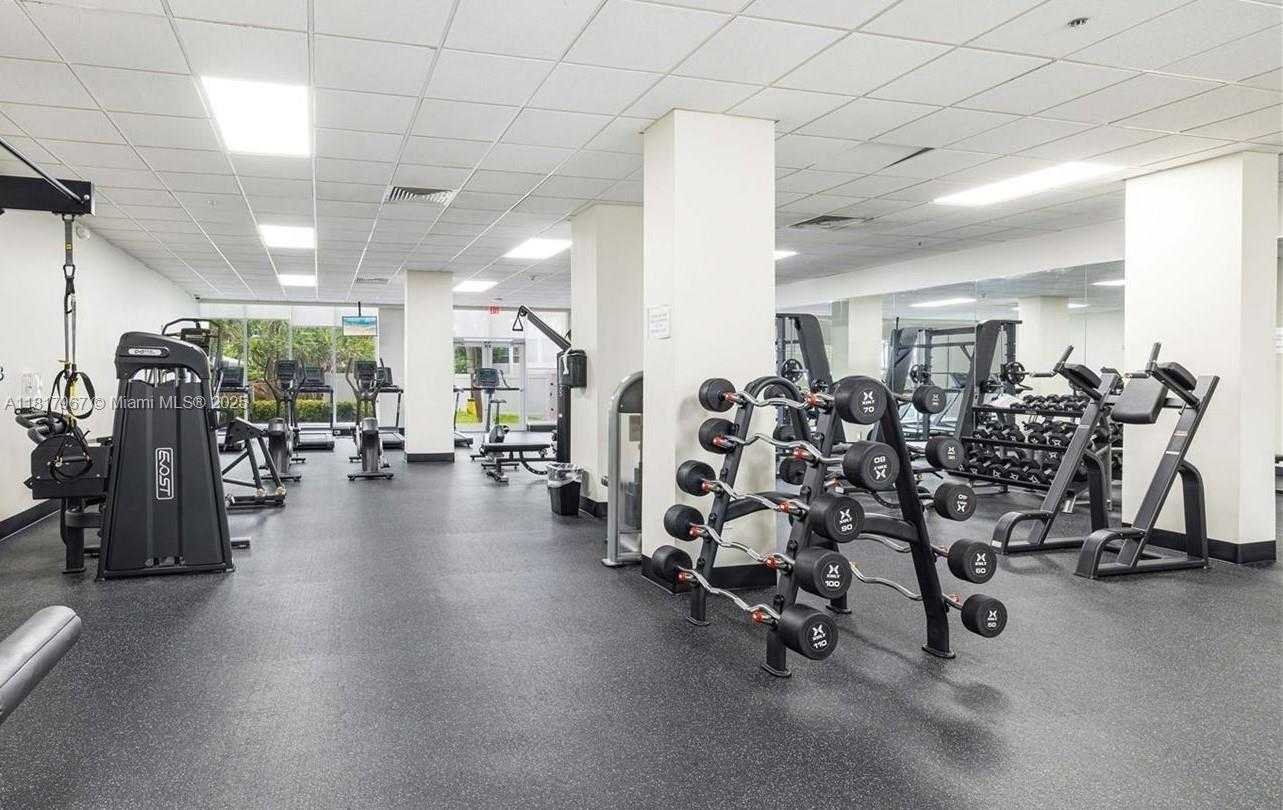 Small Image of 3001 SOUTH OCEAN DR #229, Hollywood Number 26