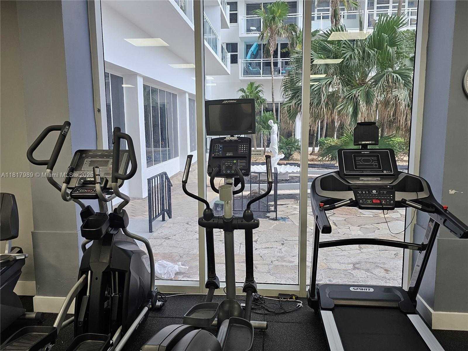 Small Image of 2030 SOUTH OCEAN DR #1511, Hallandale Beach Number 23