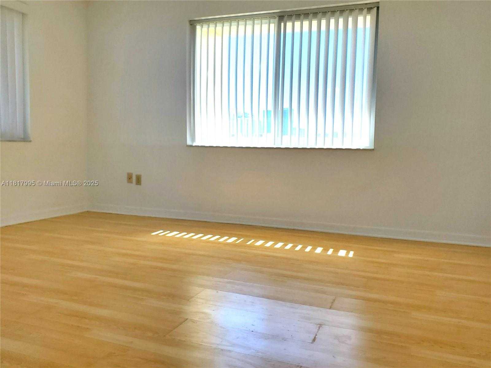 Small Image of 7705 CAMINO REAL #B401, Miami Number 12