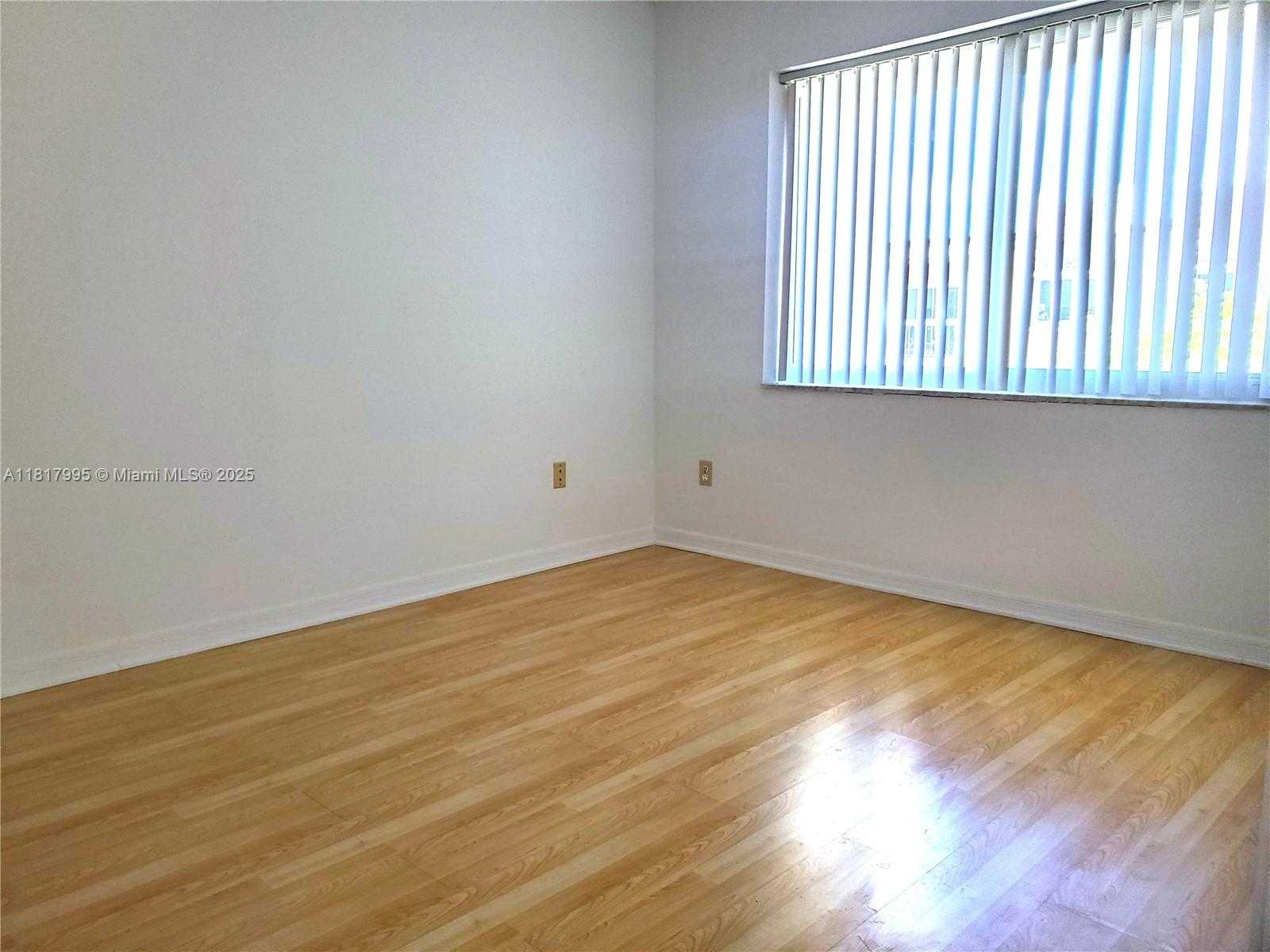 Small Image of 7705 CAMINO REAL #B401, Miami Number 9