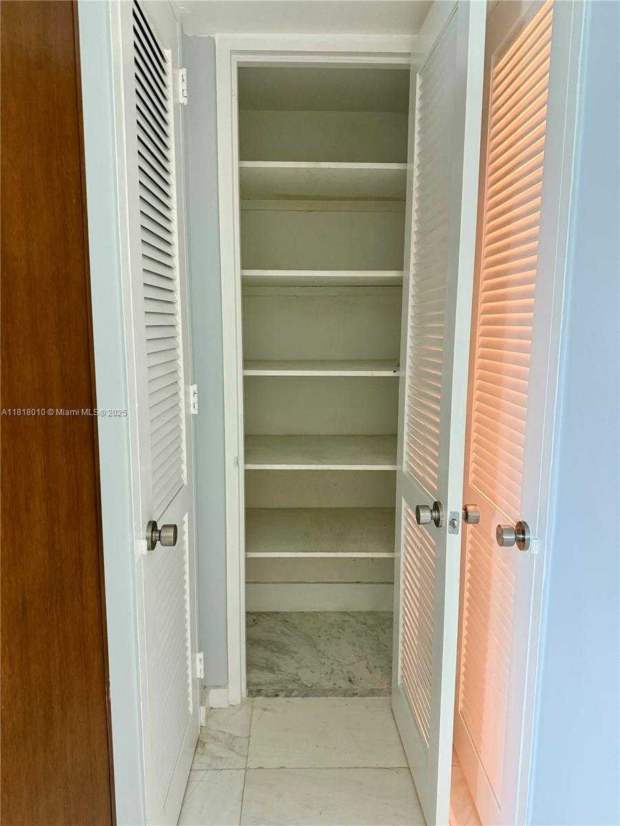 Small Image of 5055 COLLINS AVE #4A, Miami Beach Number 11