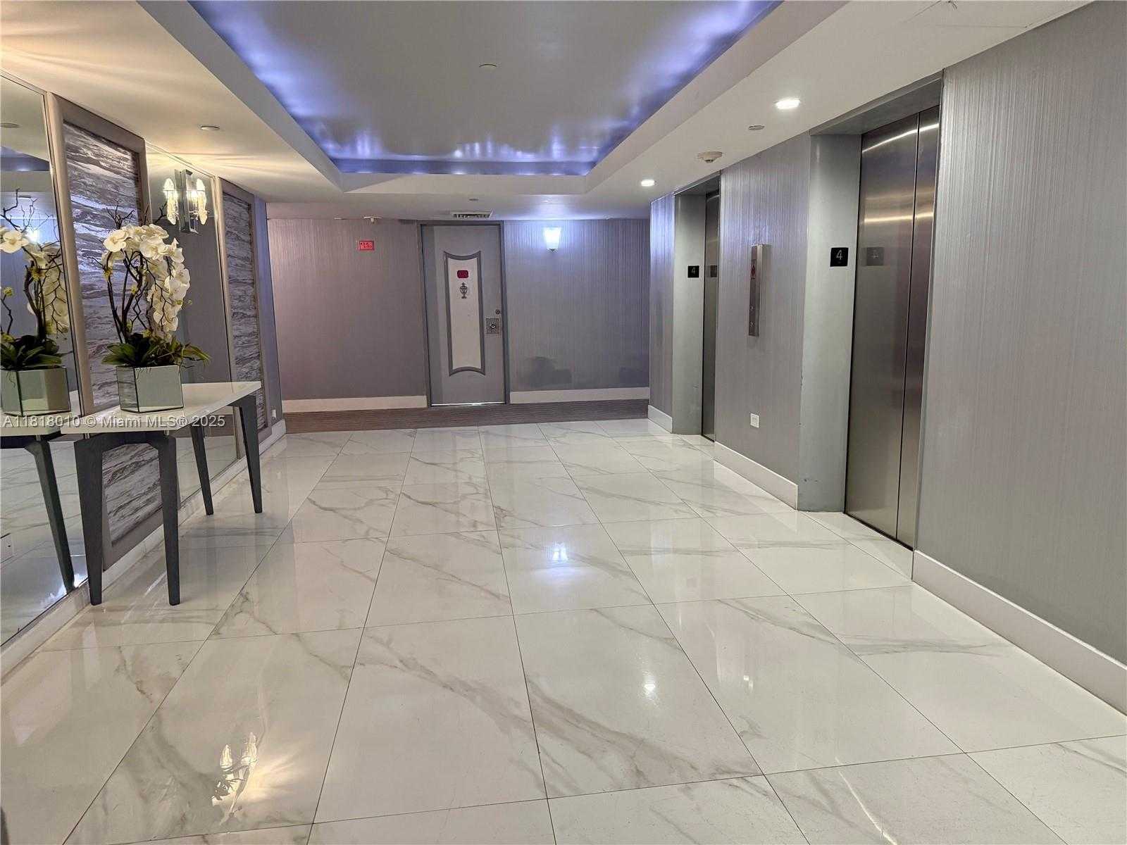 Small Image of 5055 COLLINS AVE #4A, Miami Beach Number 20