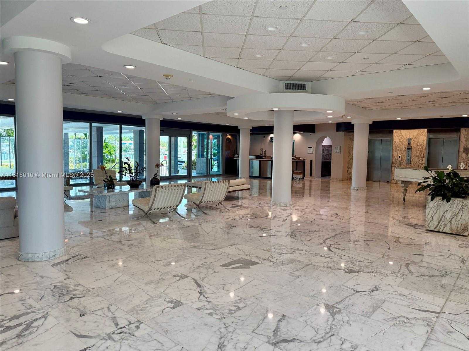 Small Image of 5055 COLLINS AVE #4A, Miami Beach Number 23