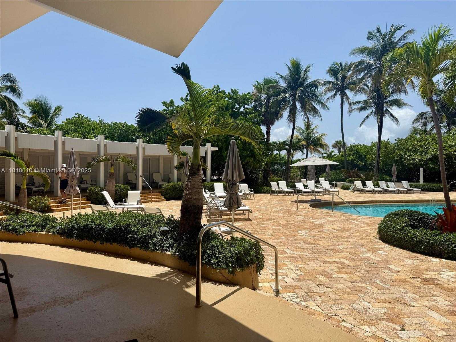 Small Image of 5055 COLLINS AVE #4A, Miami Beach Number 27