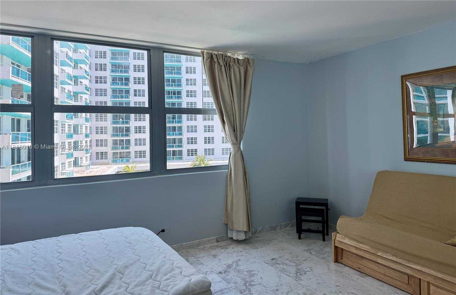Small Image of 5055 COLLINS AVE #4A, Miami Beach Number 7
