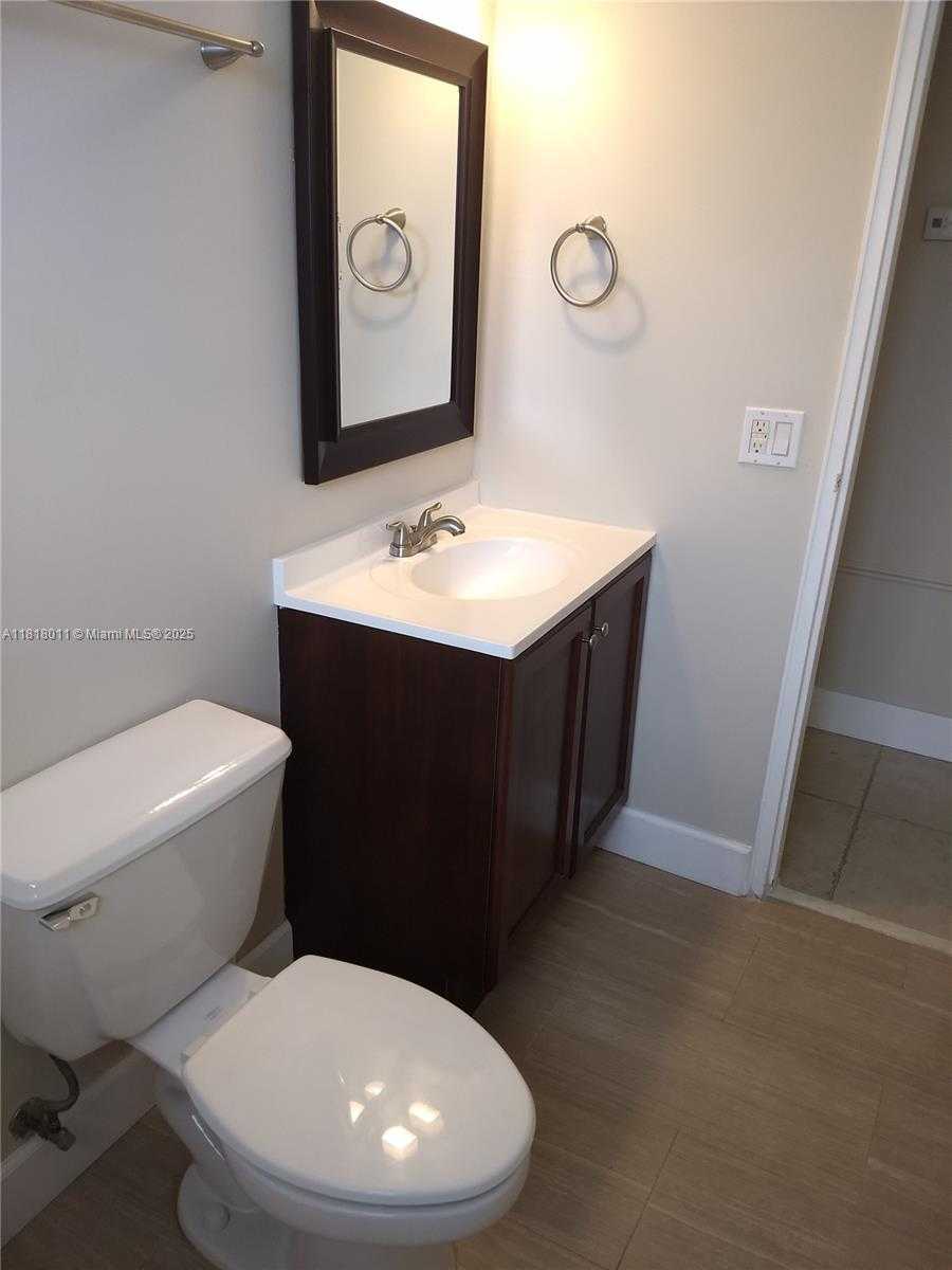 Small Image of 10001 WEST BAY HARBOR DR #204, Bay Harbor Islands Number 7