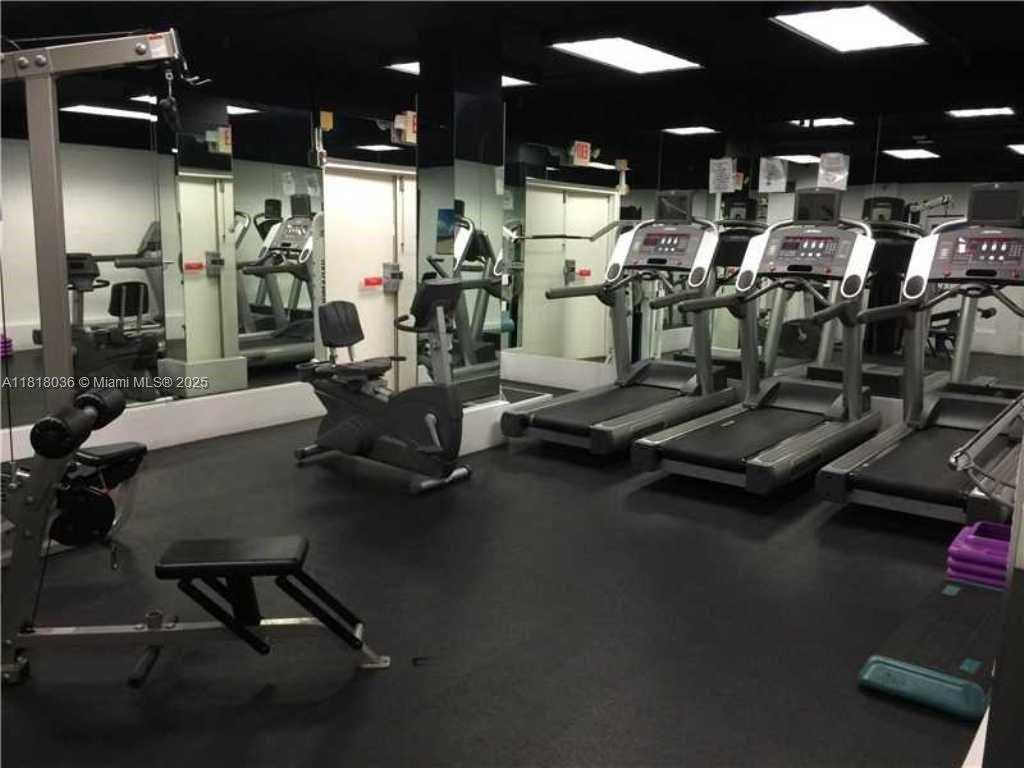 Small Image of 199 OCEAN LANE DR #703, Key Biscayne Number 13