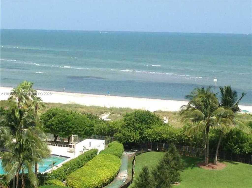 Small Image of 199 OCEAN LANE DR #703, Key Biscayne Number 14