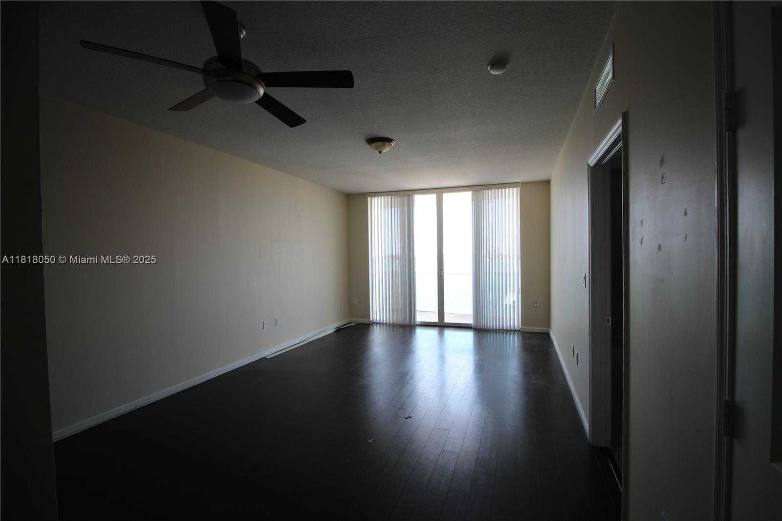 Small Image of 7910 HARBOR ISLAND DR #1004, North Bay Village Number 12