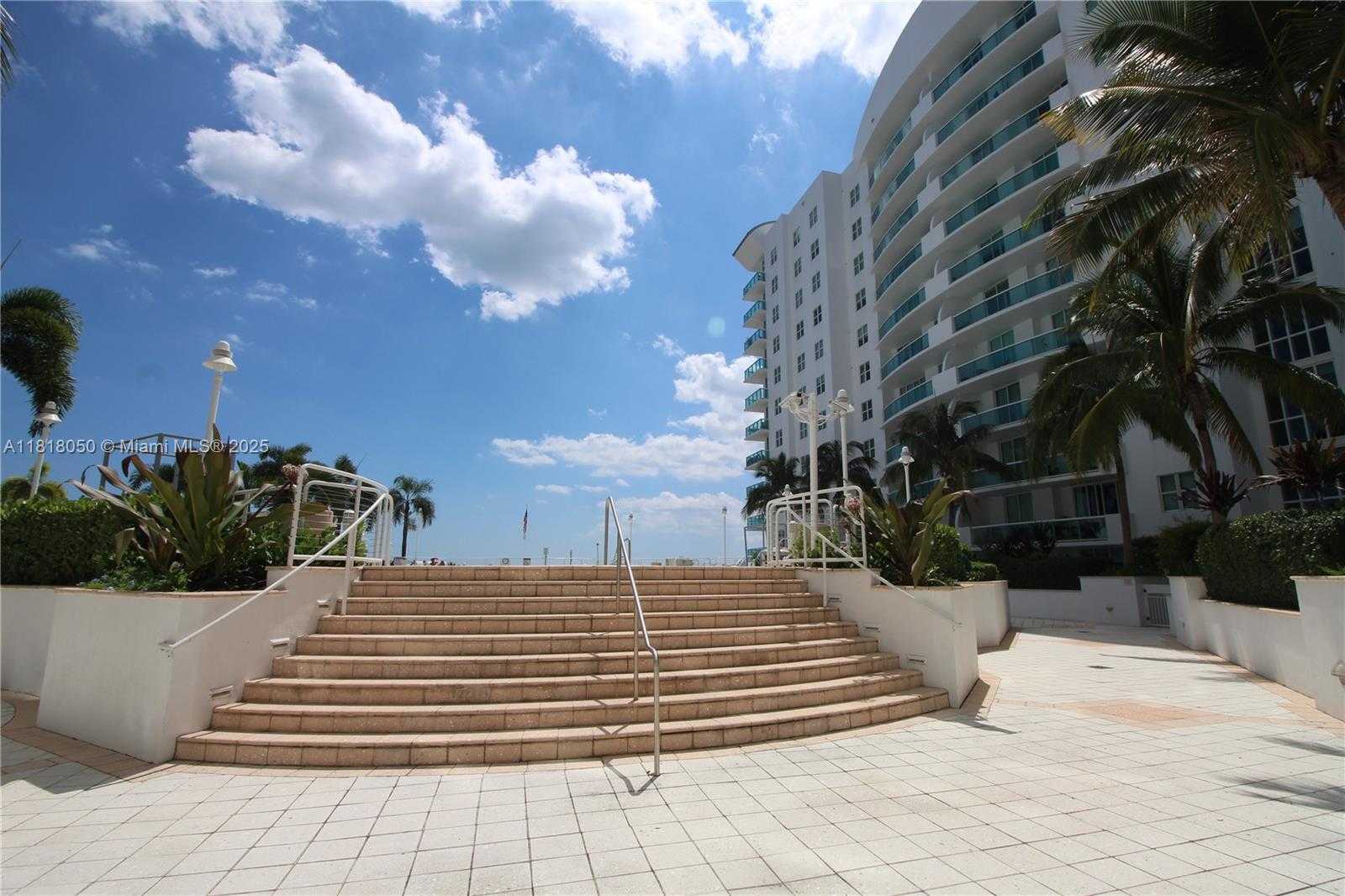 Small Image of 7910 HARBOR ISLAND DR #1004, North Bay Village Number 32