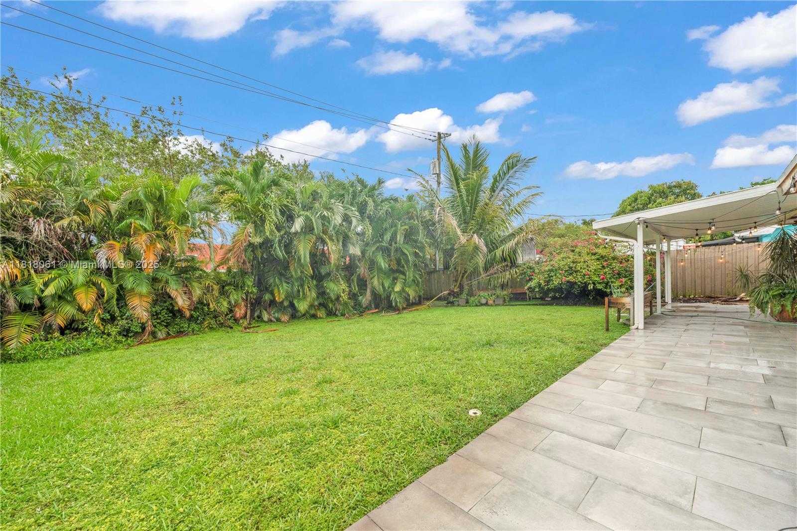 Small Image of 1531 NORTH WEST 81ST AVE, Pembroke Pines Number 11