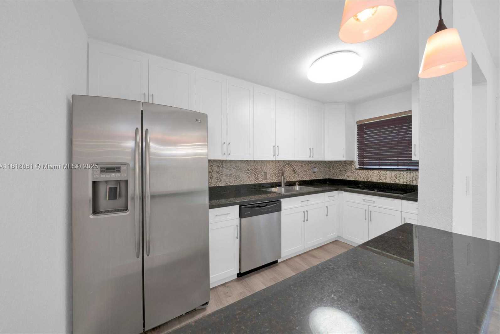 Small Image of 1531 NORTH WEST 81ST AVE, Pembroke Pines Number 6