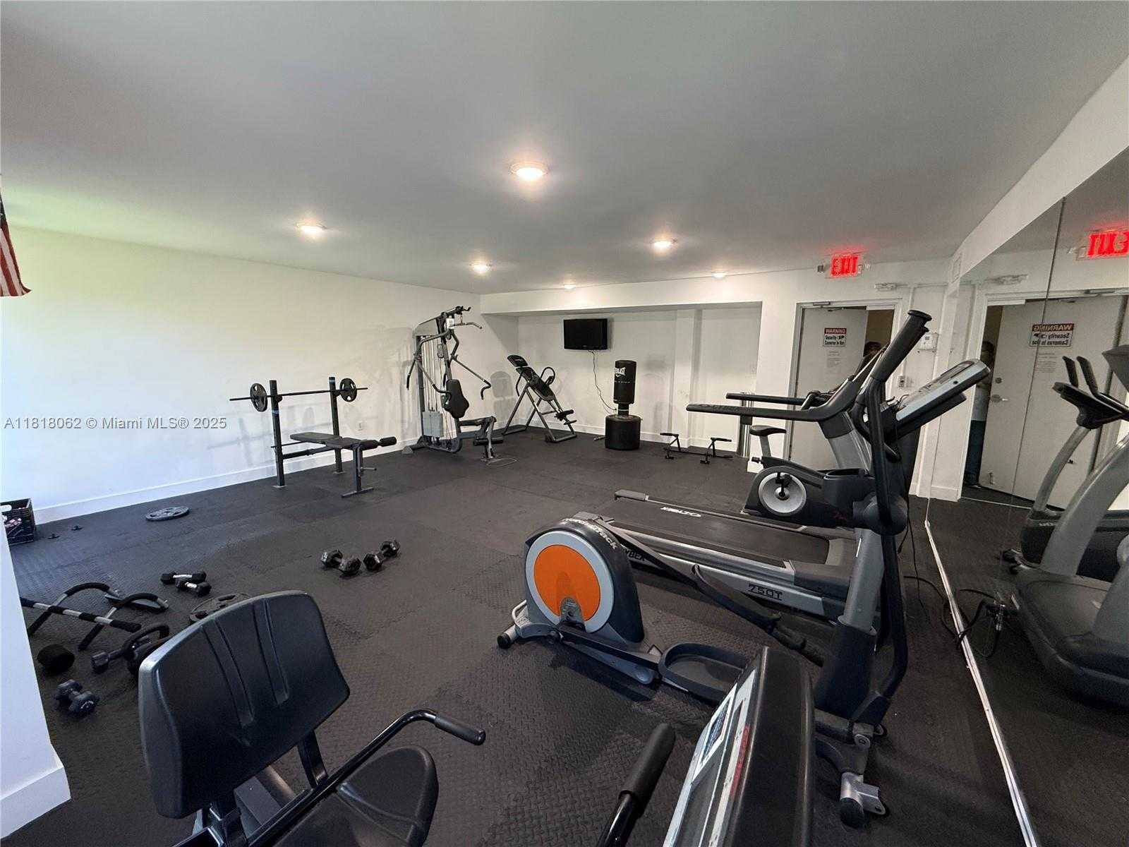 Small Image of 250 180TH #506, Sunny Isles Beach Number 13