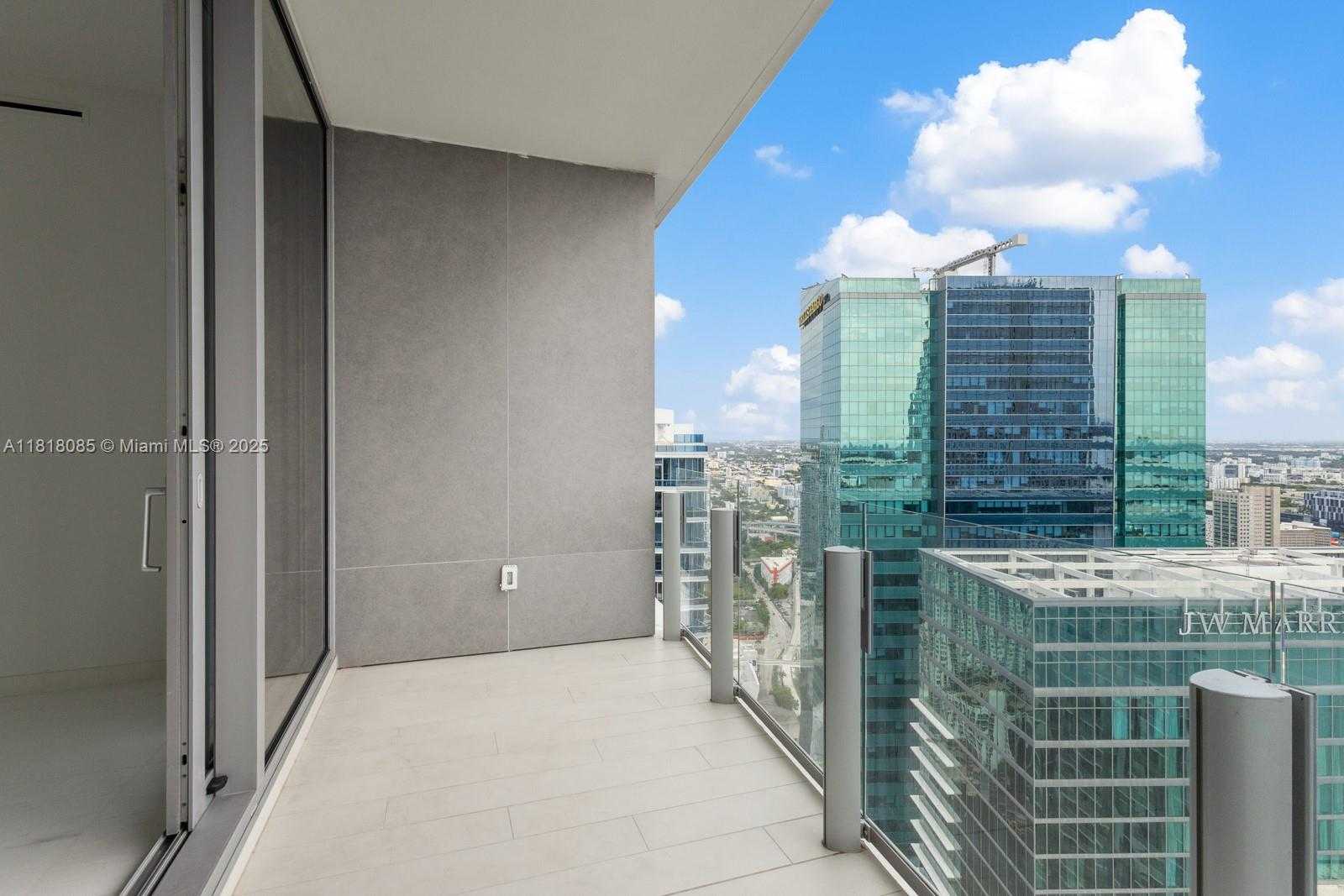 Small Image of 300 BISCAYNE BLVD WAY #5109, Miami Number 16