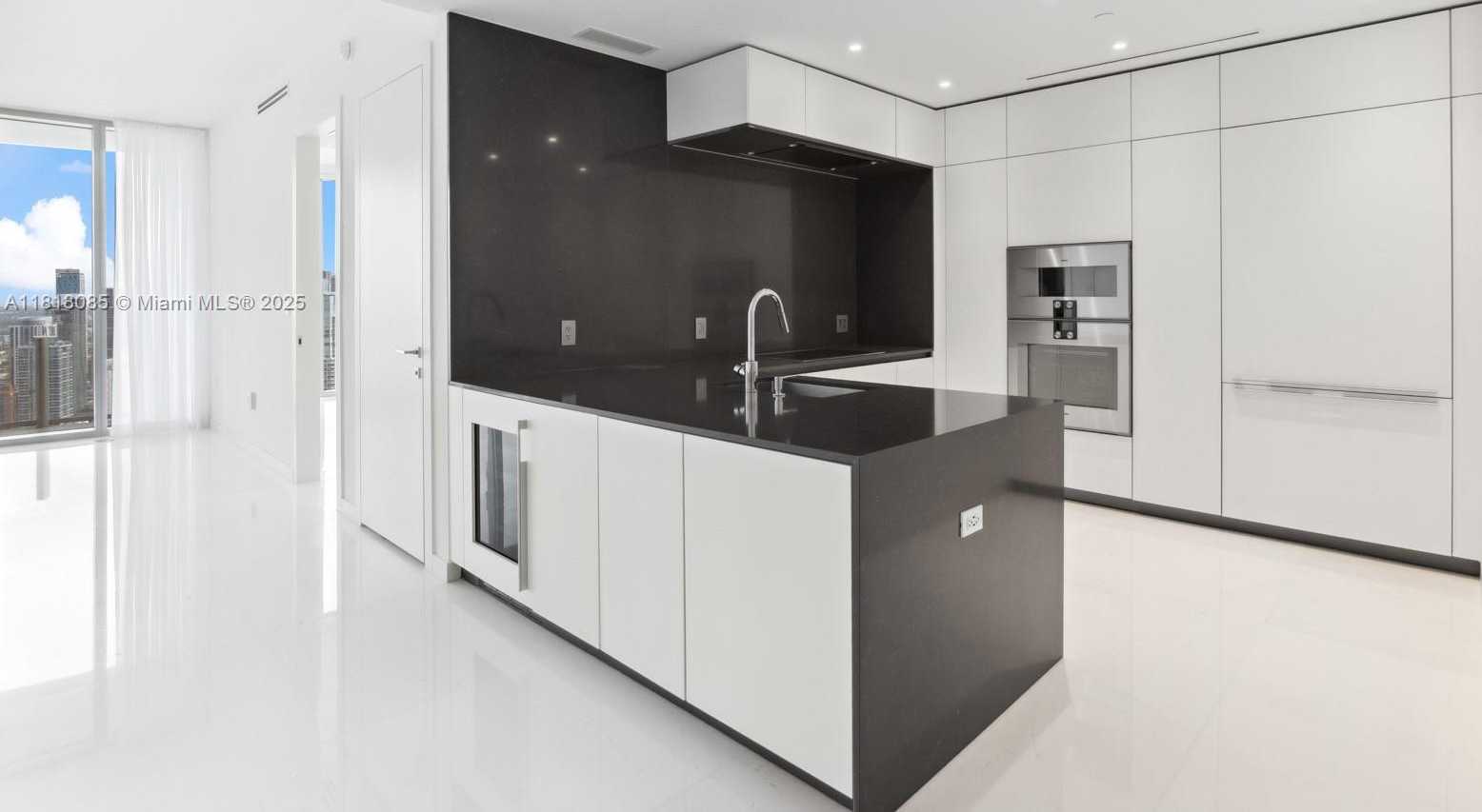 Small Image of 300 BISCAYNE BLVD WAY #5109, Miami Number 26