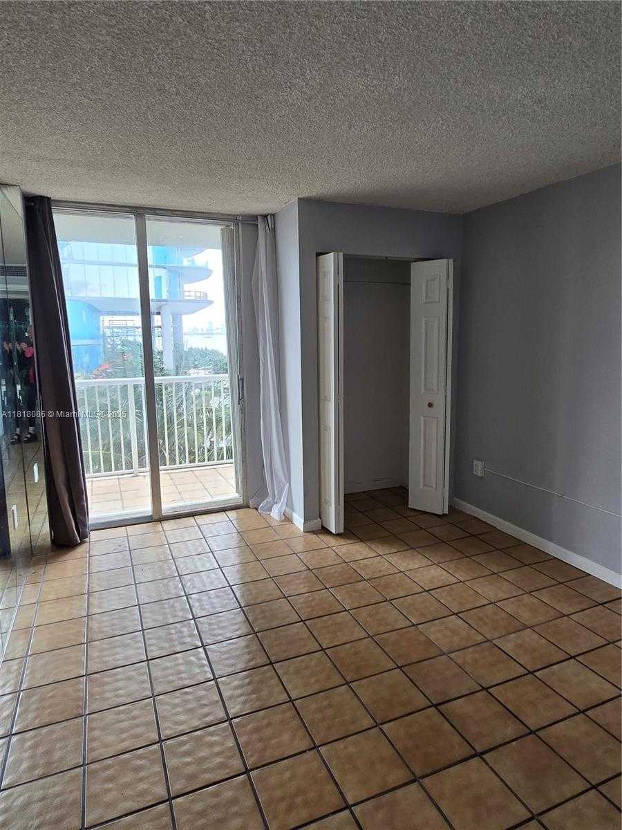 Small Image of 150 SOUTH EAST 25TH RD #6A, Miami Number 16