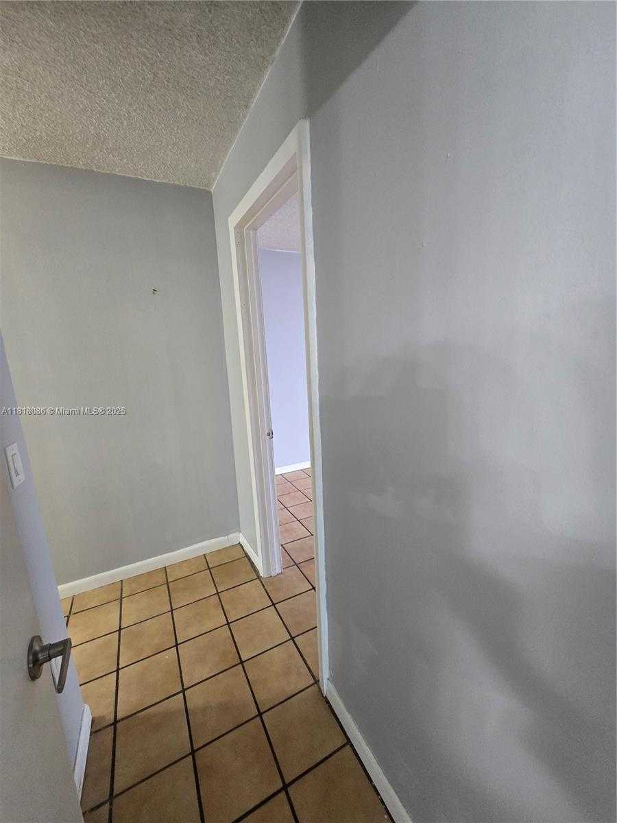 Small Image of 150 SOUTH EAST 25TH RD #6A, Miami Number 19