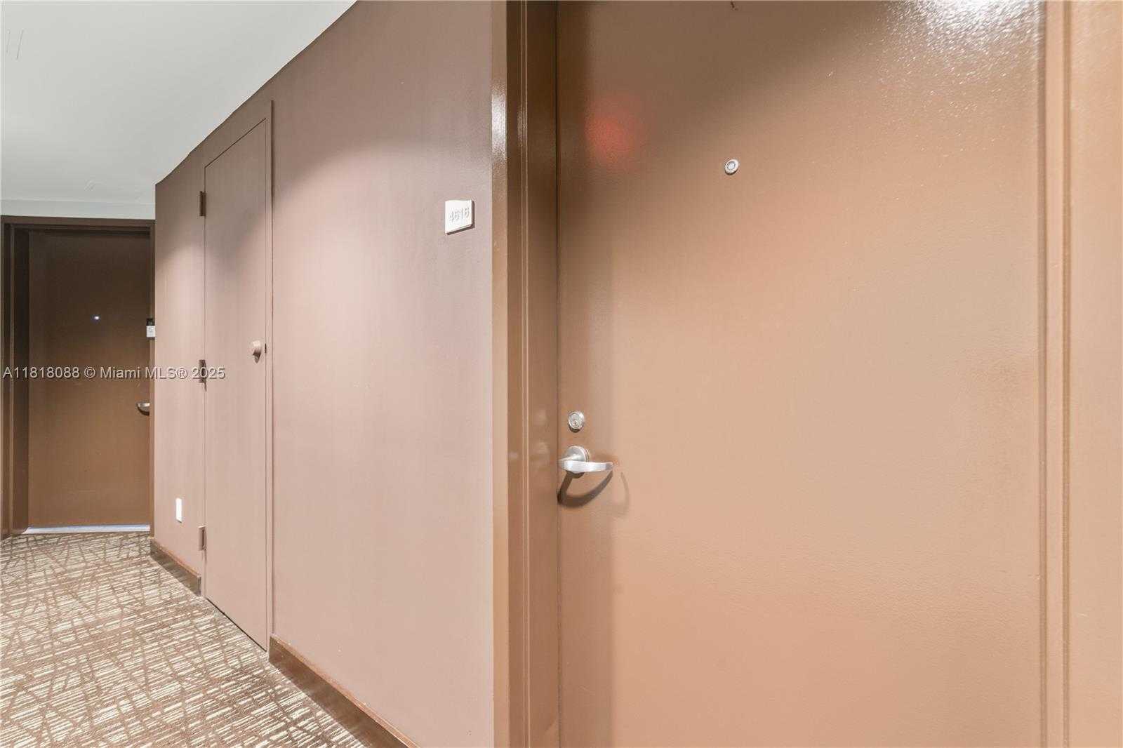 Small Image of 60 SOUTH WEST 13TH ST #4616, Miami Number 2