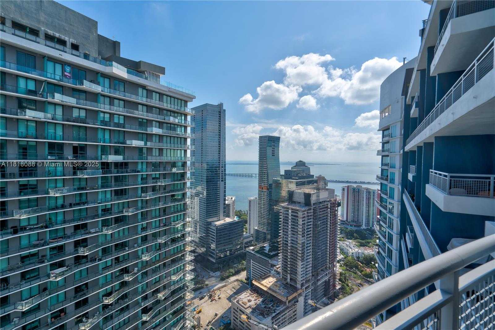 Small Image of 60 SOUTH WEST 13TH ST #4616, Miami Number 20