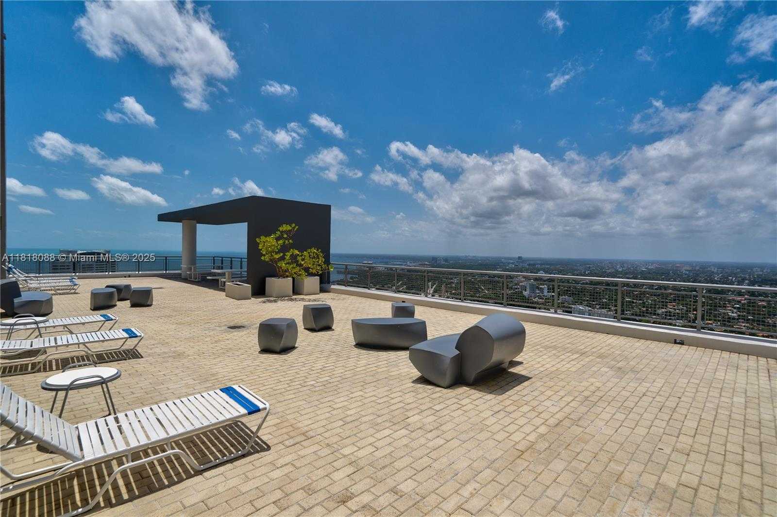 Small Image of 60 SOUTH WEST 13TH ST #4616, Miami Number 39