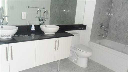 Small Image of 31 SOUTH EAST 5 ST #3004, Miami Number 9