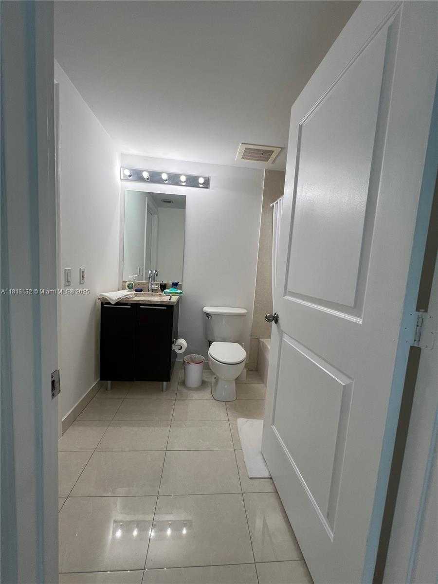 Small Image of 480 NORTH EAST 30TH ST #2103, Miami Number 6