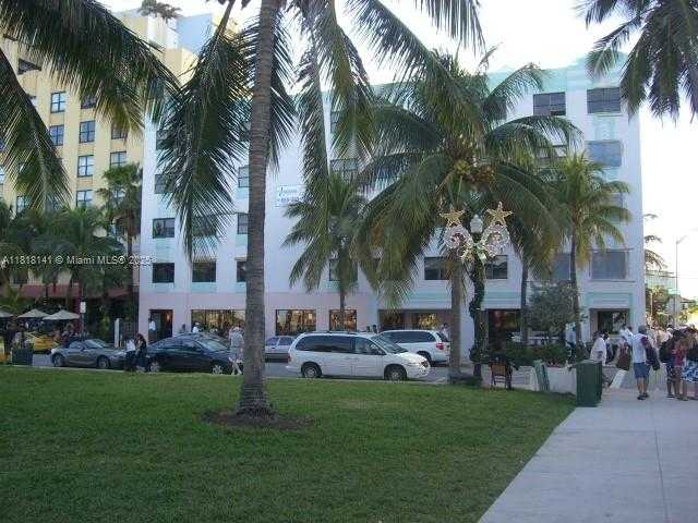 Small Image of 1390 OCEAN DR #302, Miami Beach Number 39