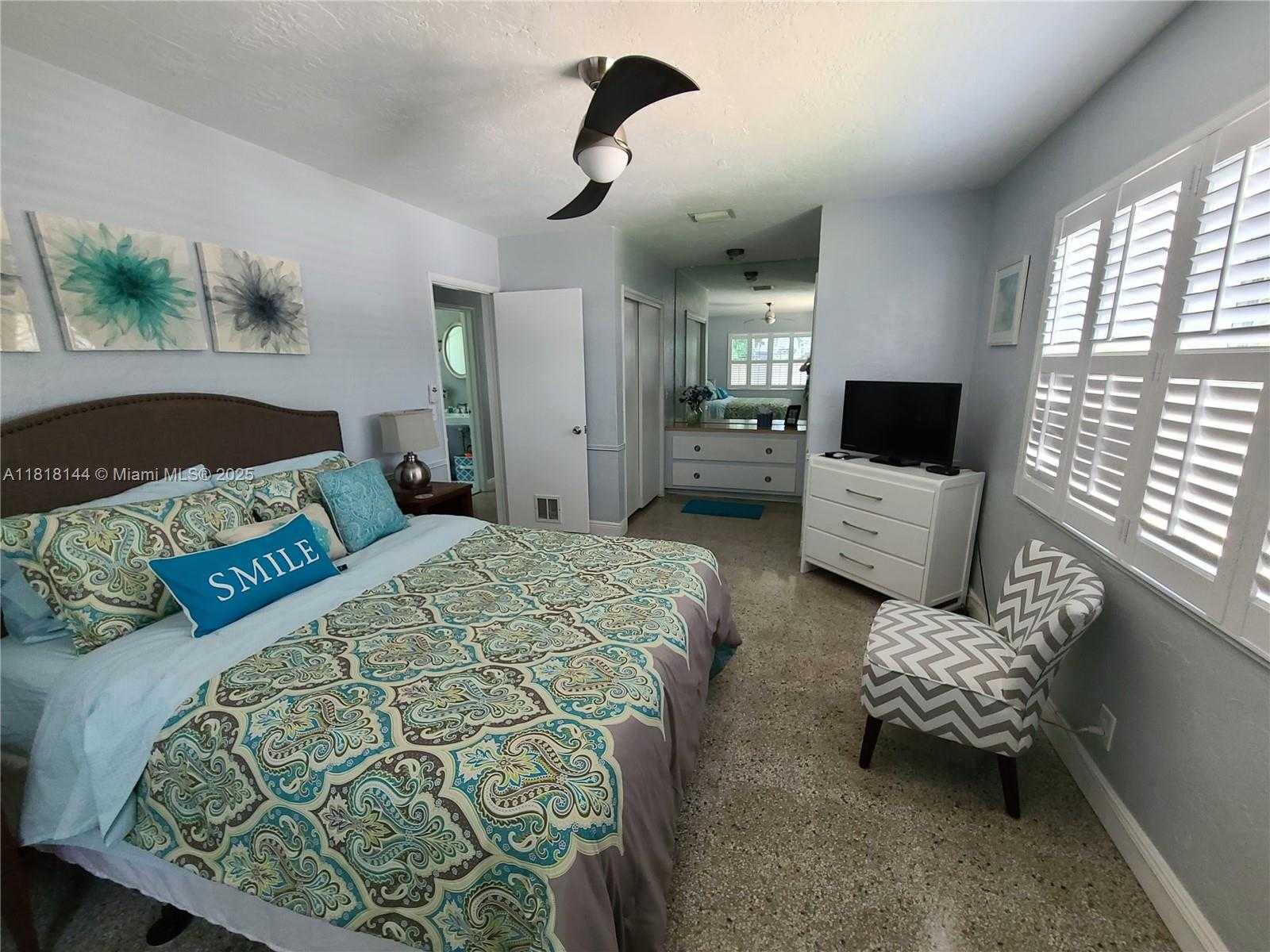 Small Image of 2741 NORTH EAST 16TH AVE, Wilton Manors Number 9