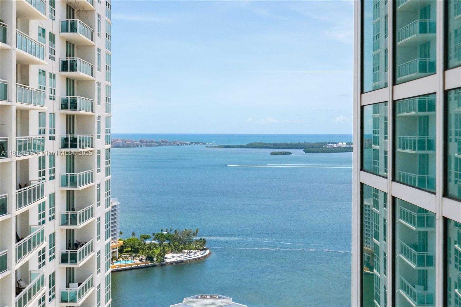Small Image of 951 BRICKELL AVE #3700, Miami Number 12
