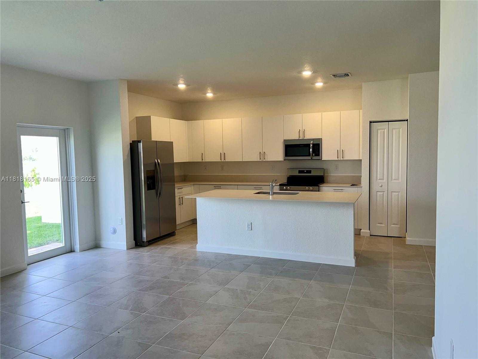 Small Image of 2929 SOUTH EAST 23RD AVE, Homestead Number 15