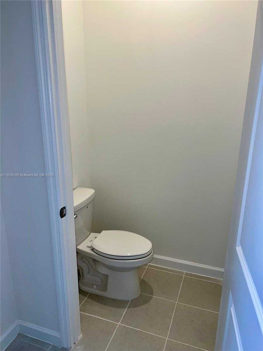 Small Image of 2929 SOUTH EAST 23RD AVE, Homestead Number 34