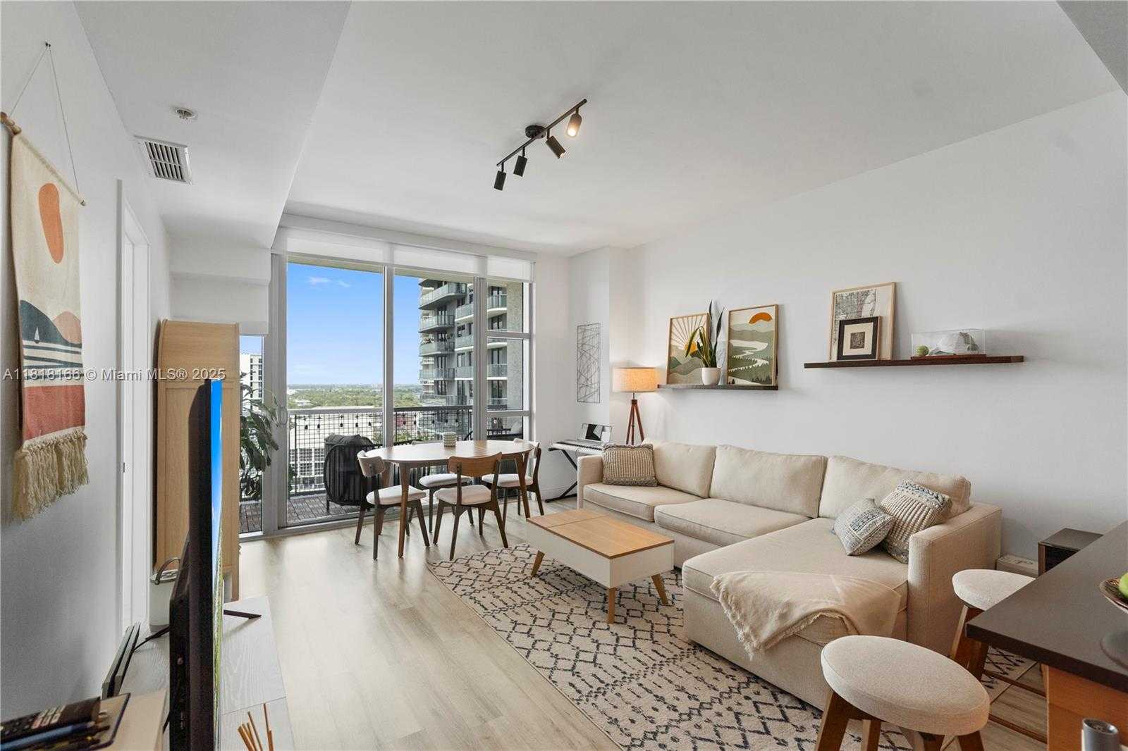 Small Image of 3301 NORTH EAST 1ST AVE #H1611, Miami Number 2