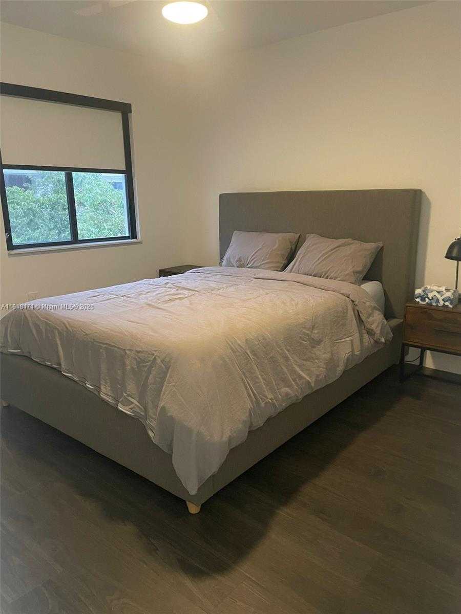Small Image of 3270 SOUTH WEST 44TH ST, Dania Beach Number 19