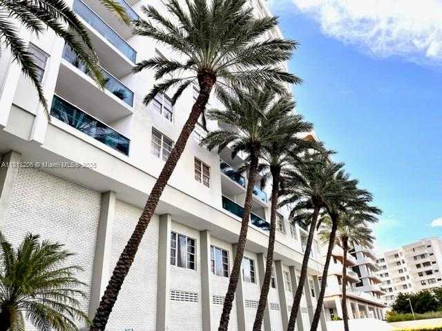 Small Image of 6770 INDIAN CREEK DR #11S, Miami Beach Number 20