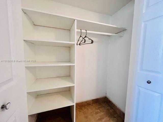 Small Image of 6770 INDIAN CREEK DR #11S, Miami Beach Number 8