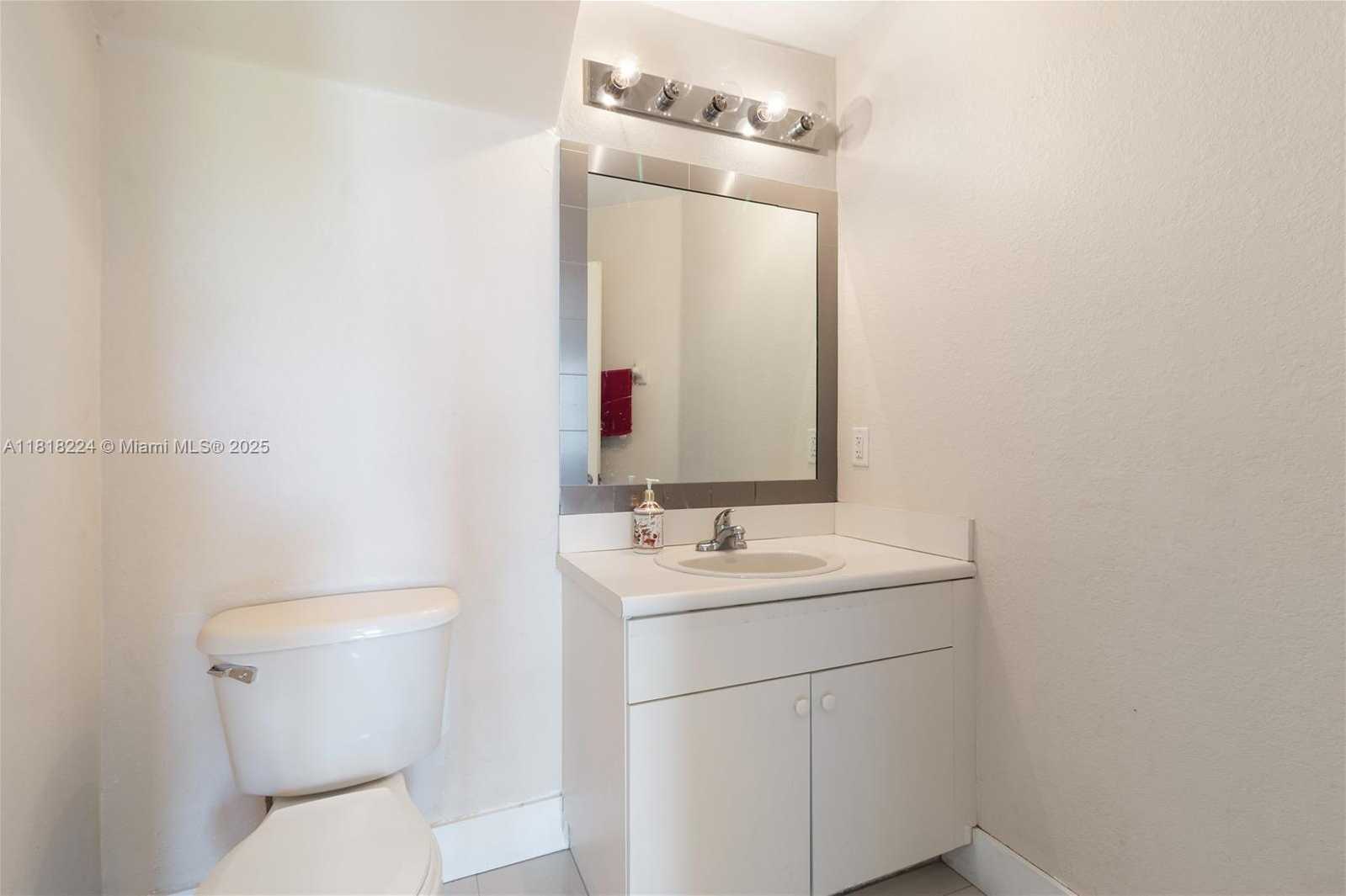 Small Image of 11102 NORTH WEST 83RD STREET #222, Doral Number 10