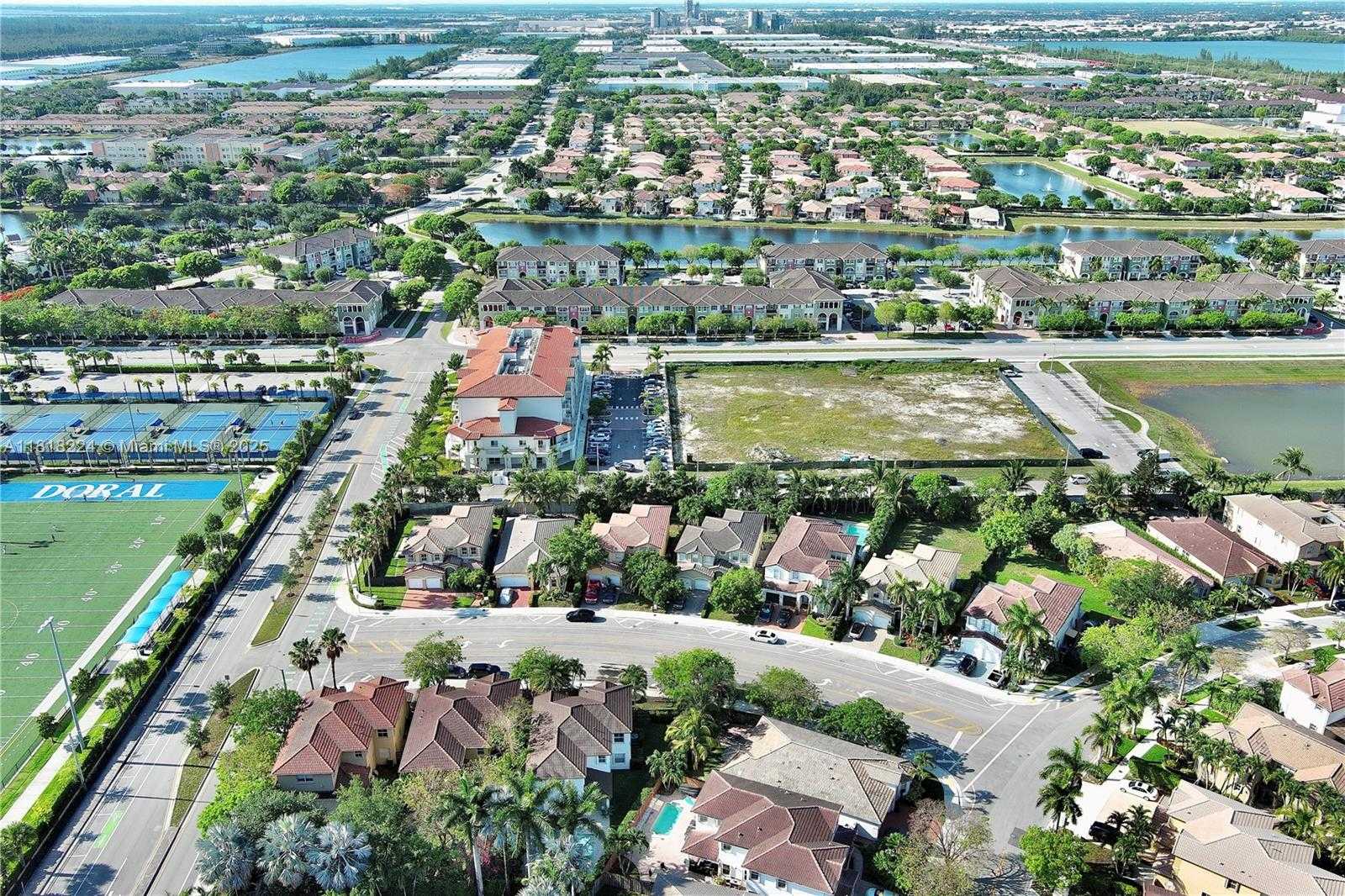 Small Image of 11102 NORTH WEST 83RD STREET #222, Doral Number 27