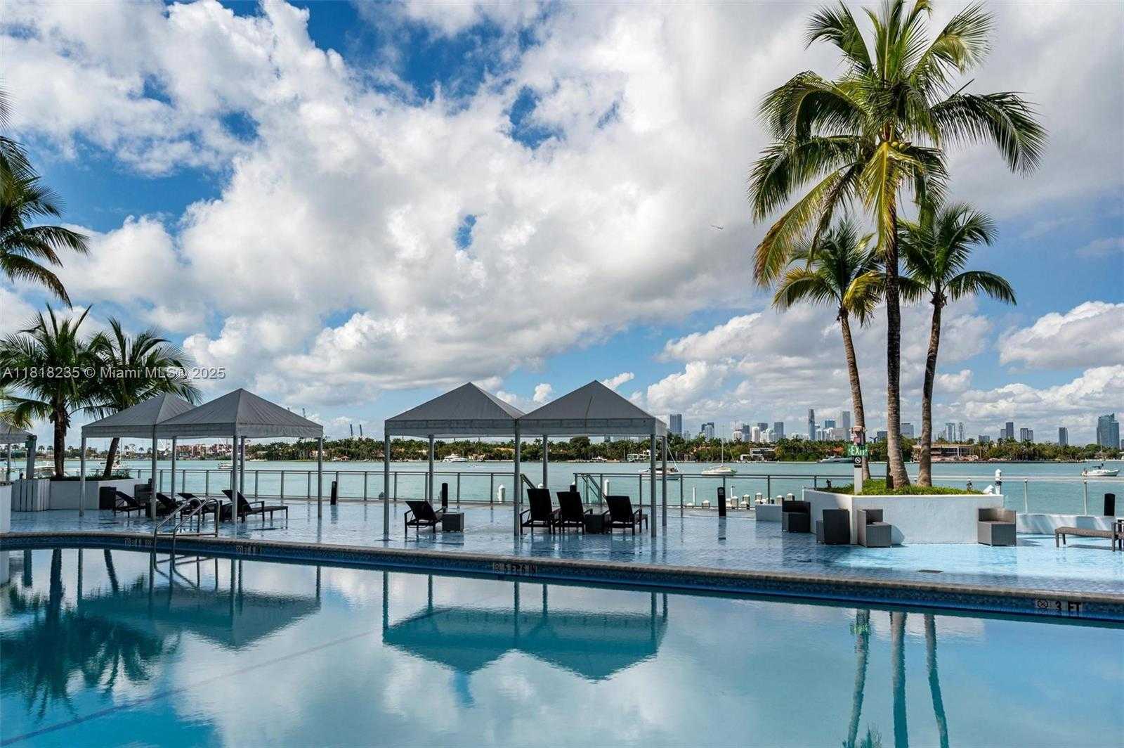Small Image of 1000 WEST AVE #208, Miami Beach Number 10