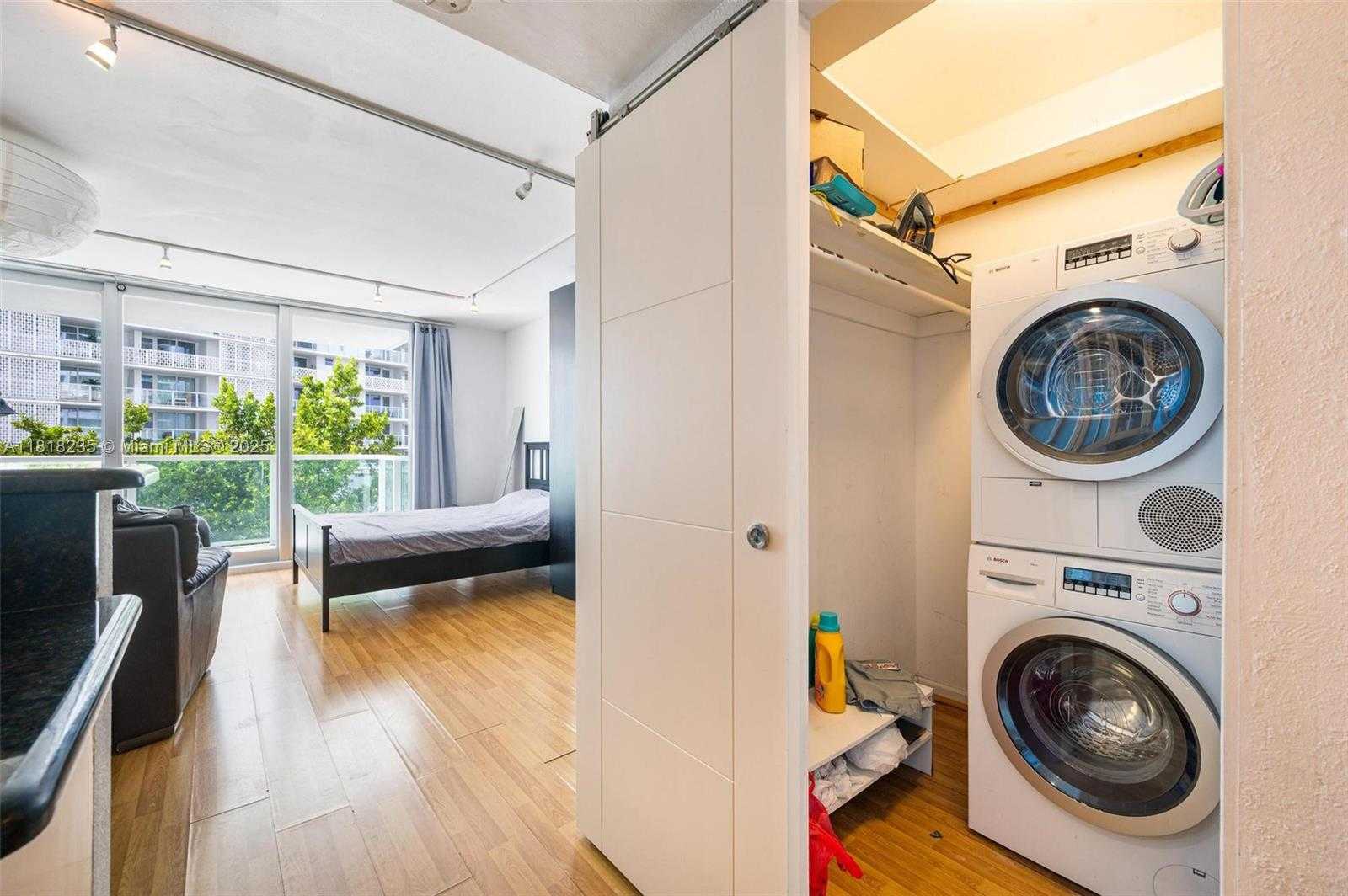 Small Image of 1000 WEST AVE #208, Miami Beach Number 6