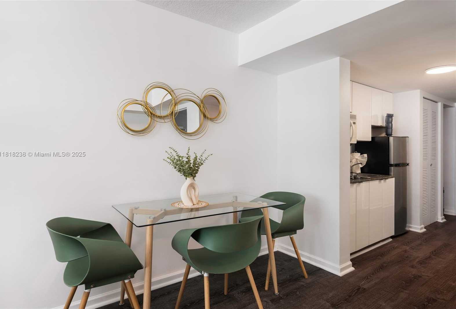Small Image of 1200 BRICKELL BAY DR #4010, Miami Number 5